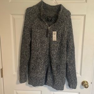 Abercrombie & Fitch Zippered Sweater
